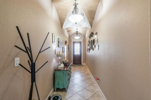 130 Red Cloud Dr, Greenville TX  75402-2801 exterior