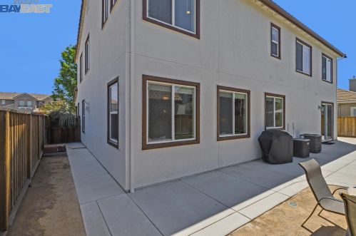 66 Sunchase Ct, Oakley CA  94561-4425 exterior