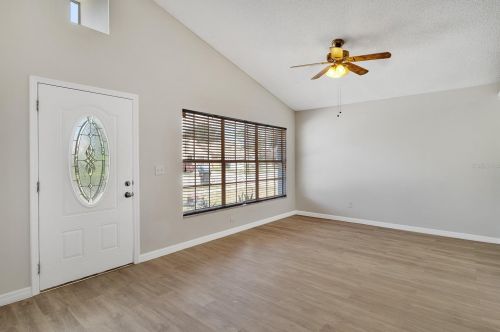 9450 Dearmont Ave, Orlando, FL 32825-5354