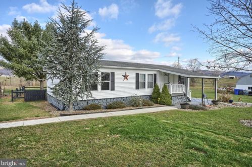 435 Cornman Rd, Carlisle, PA 17013-9697