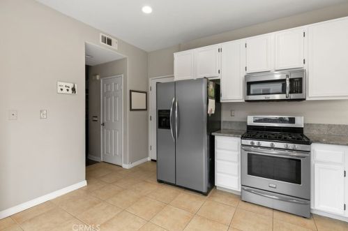 5748 Pinyon Pine Dr, Orange CA  92869-6006 exterior