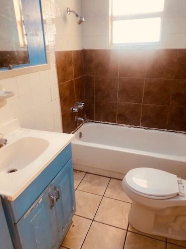 547 Division St, Daytona Beach FL 32114-5237 exterior