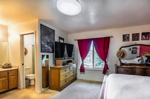 2130 Creek Ct, Newman CA  95360-1445 exterior