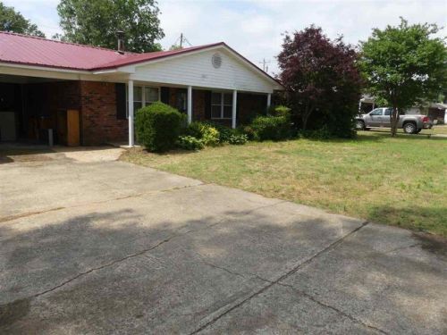 203 Flossie St, Trumann, AR 72472-1105