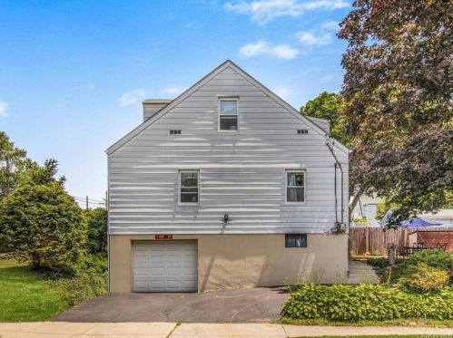 32 Irenhyl Ave, Rye Brook, NY 10573-2918
