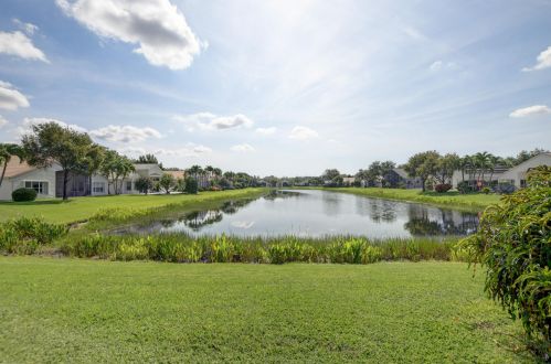 7336 Lahana Cir, Boynton Beach, FL 33437-7174