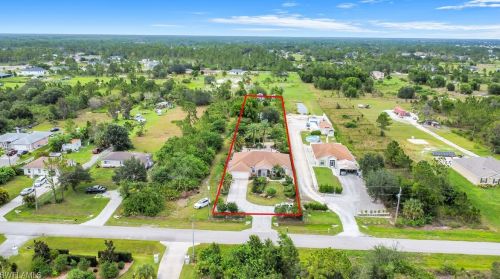 3265 52 Ave, Naples FL  34120-1797 exterior