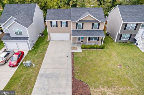 99 Nathaniel Dr, Charles Town WV  25414-1290 exterior