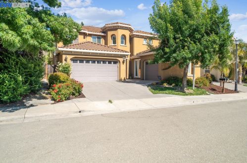 204 Riverland Ct, San Ramon, CA 94582-5200