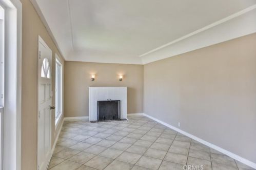 996 Arrowhead Ave, San Bernardino CA  92408-2009 exterior