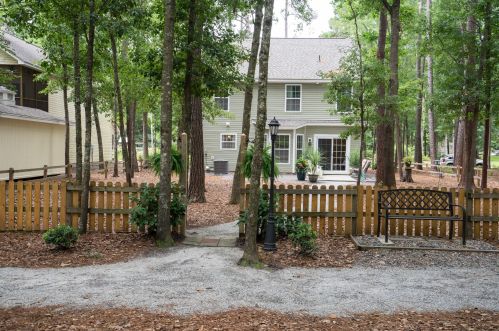 1821 Zelasko Dr, Johns Island SC  29455-8312 exterior