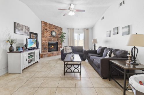 9572 Santa Cruz Rd, Desert Hot Springs CA  92240-1721 exterior