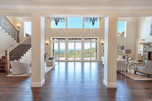 790 Shiloh Cyn, Santa Rosa, CA 95403-8089