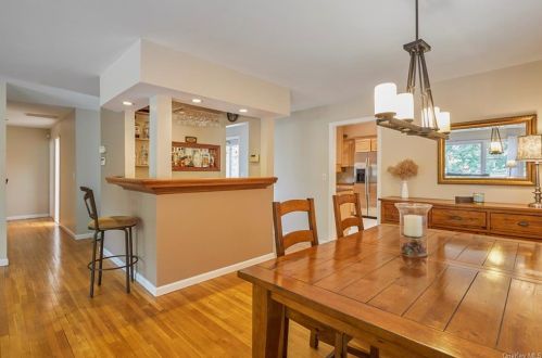 163 Teakettle Spout Rd, Mahopac NY  10541-4250 exterior