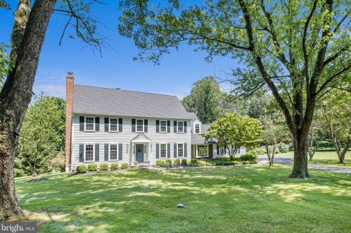 18 Fern Hill Rd, Kennett Sq, PA 19348-2106