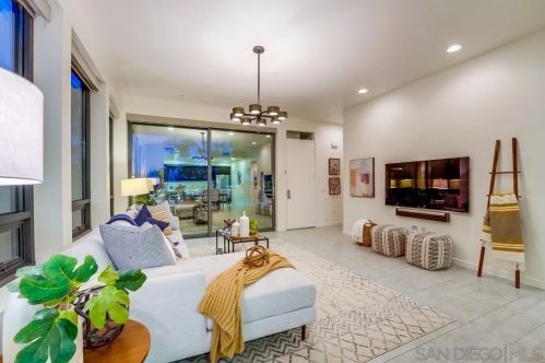 311 Upas St, San Diego CA 92103-5131 exterior