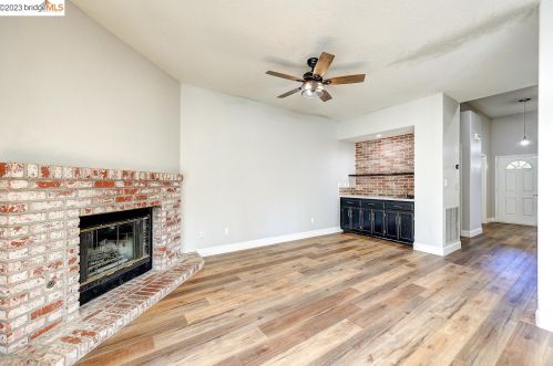 1579 Jasmine Cir, Oakley CA  94561-2652 exterior