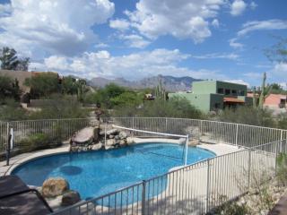 5020 Hillcrest Dr, Tucson, AZ 85704-5809
