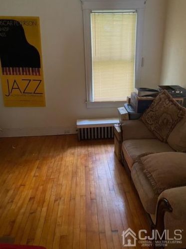 39 Sunset Ave, Old Bridge NJ  08857-1230 exterior