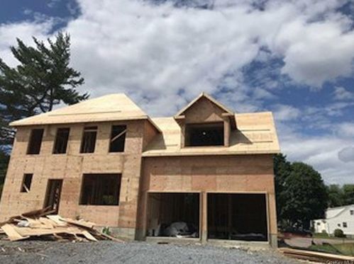 11 Pennock Rd, Poughkeepsie, NY 12603-1212