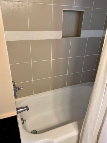 2735 63, Milwaukee WI 53220-3004 exterior