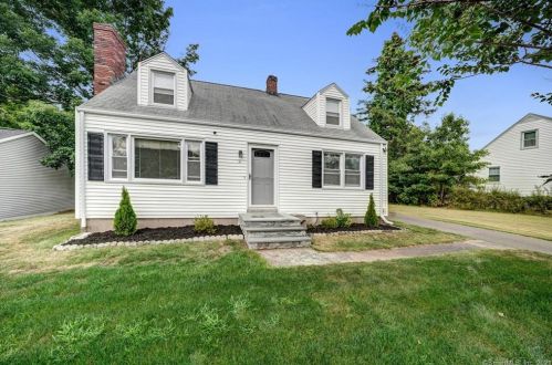 11 Katherine St, North Branford, CT 06471-1037