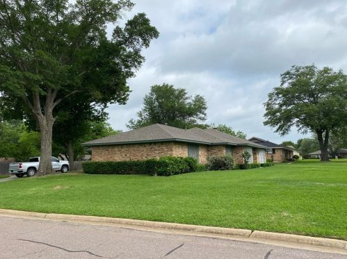 2500 Brookhaven Dr, Denison, TX 75020-4009