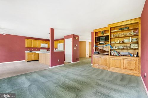119 Canterbury Ln, Blue Bell PA  19422-1278 exterior