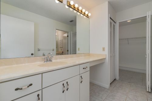 1271 Continental Ave, Melbourne FL 32940-6701 exterior