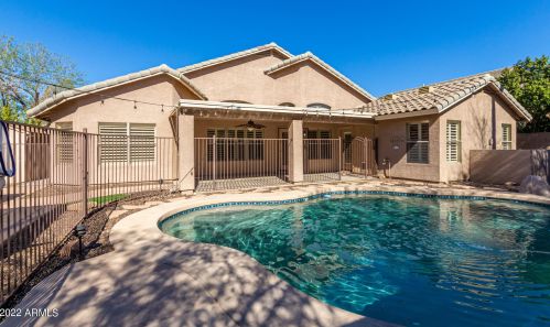 1455 Toledo St, Gilbert AZ  85295-5614 exterior