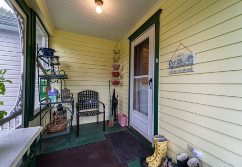 130 Nettles Ln, Franklin PA 16323-4152 exterior