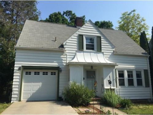 32 Hotchkiss St, Binghamton, NY 13903-3129