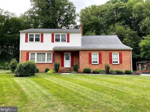 2408 Marilyn Dr, Wilmington, DE 19810-3018