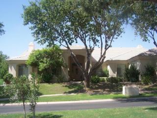 1222 Island Dr, Chandler, AZ 85248-3734