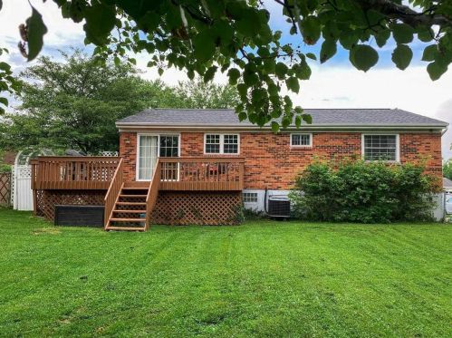 3508 Misty Creek Dr, Covington KY  41018-2627 exterior