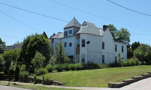 528 Winebiddle St, Pittsburgh, PA 15224-2231