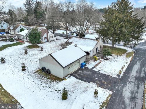 801 Grantham Rd, Grantham PA  17027-6600 exterior