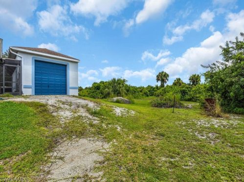 728 Cane St, Lehigh Acres FL  33974-9736 exterior