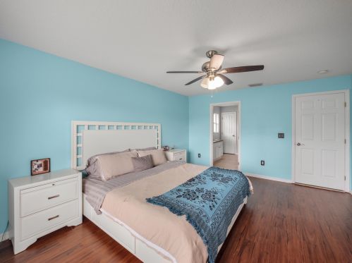 566 Sea Holly Ter, Port Saint Lucie FL  34984-3552 exterior