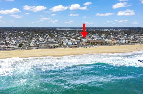 102 16th Ave, Belmar, NJ 07719-2532