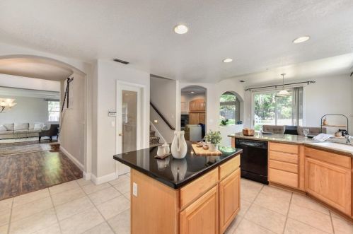 648 Henry St, Folsom CA  95630-7737 exterior