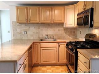 1215 Windward Rd, Milford CT  06461-1764 exterior