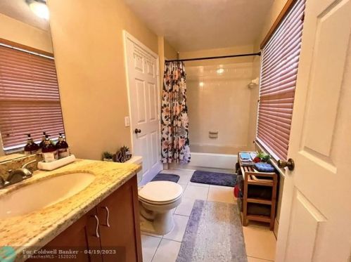 2937 179 Ave, Hollywood FL 33029-1602 exterior