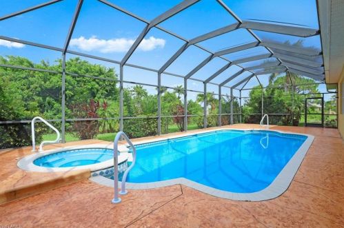 2015 25th Ave, Cape Coral, FL 33993-4711