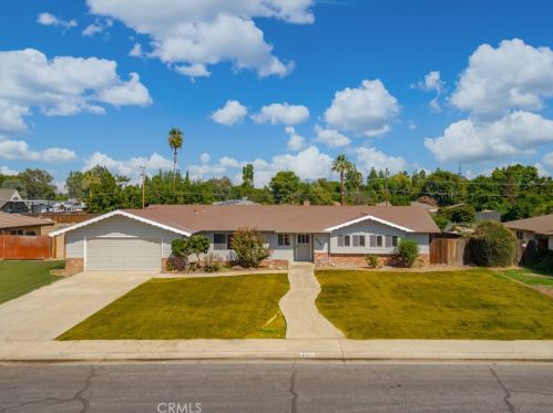 6016 Ashwood St, Bakersfield, CA 93308-2944