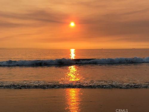 3202 Oceanfront, Newport Beach, CA 92663-3025