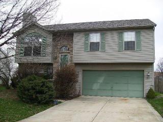 1090 Kelsey Ct, London OH  43140-2154 exterior