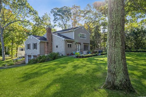 10 Woodfield Ave, Northport NY  11768-2439 exterior