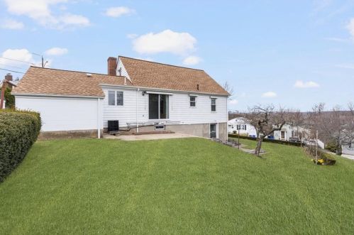 7 Mott St, Providence RI  02909-6024 exterior