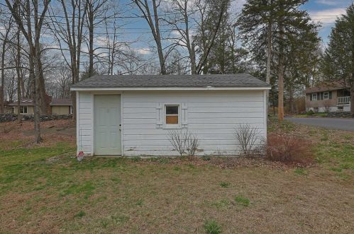 5 Haggerty Hill Rd, Rhinebeck NY  12572-2616 exterior